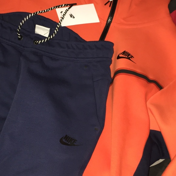 Nike Tech Fleece